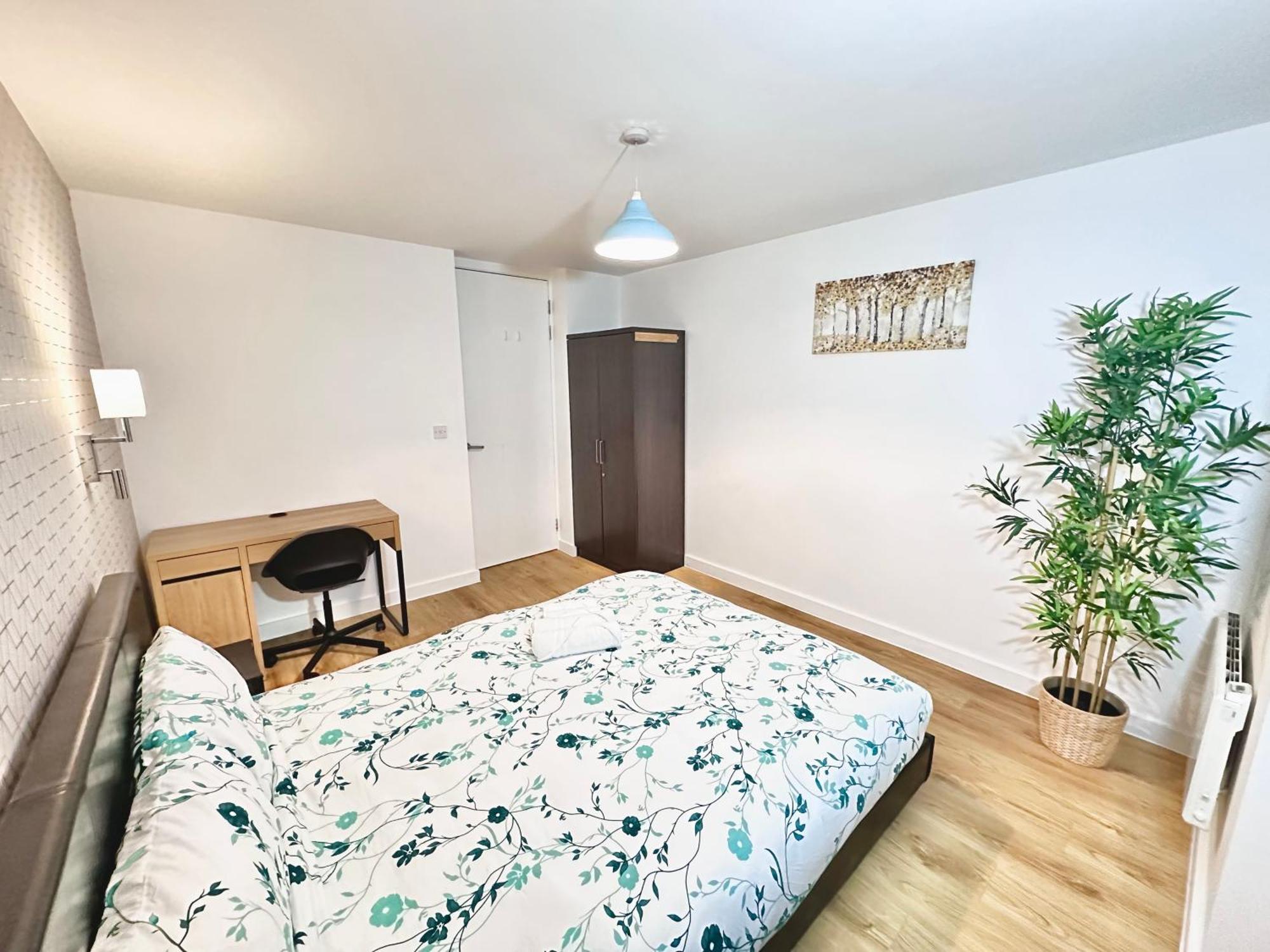 Private Garden Apartment With Geodome Manchester Ngoại thất bức ảnh